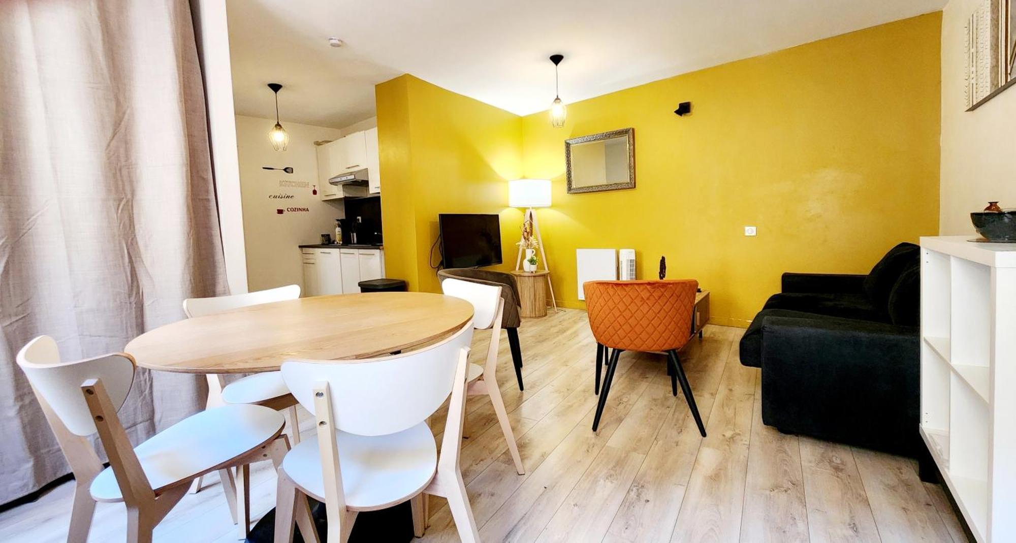 Appartement en centre piétonnier proche de la gare Thionville Exterior foto